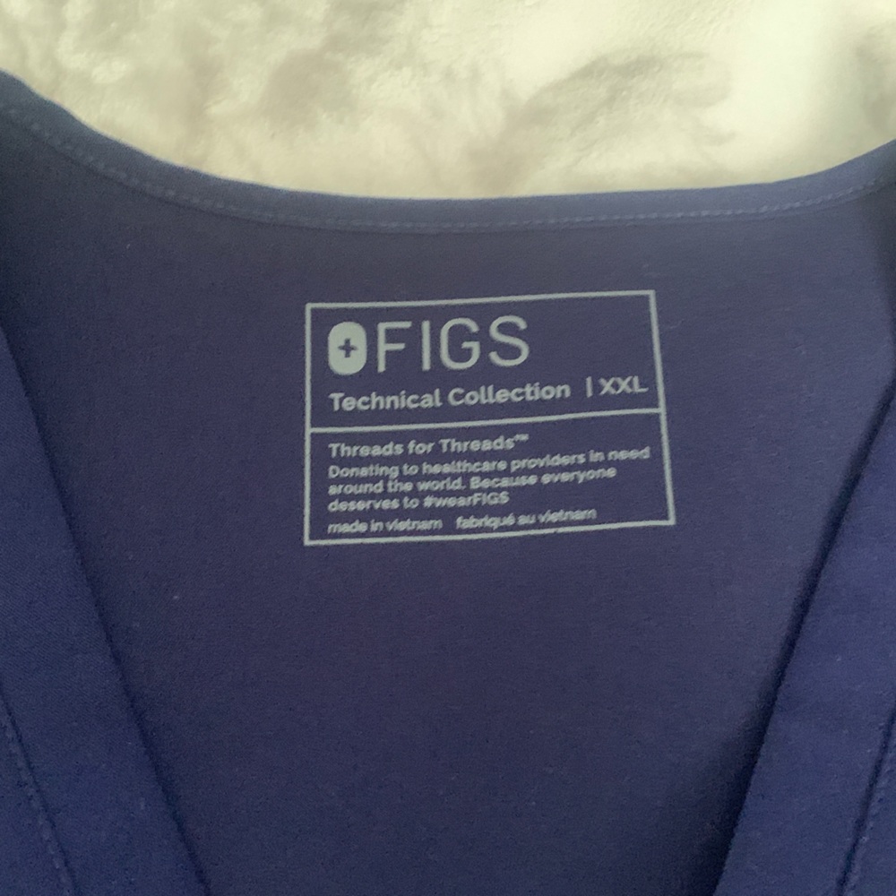 Figs navy blue
